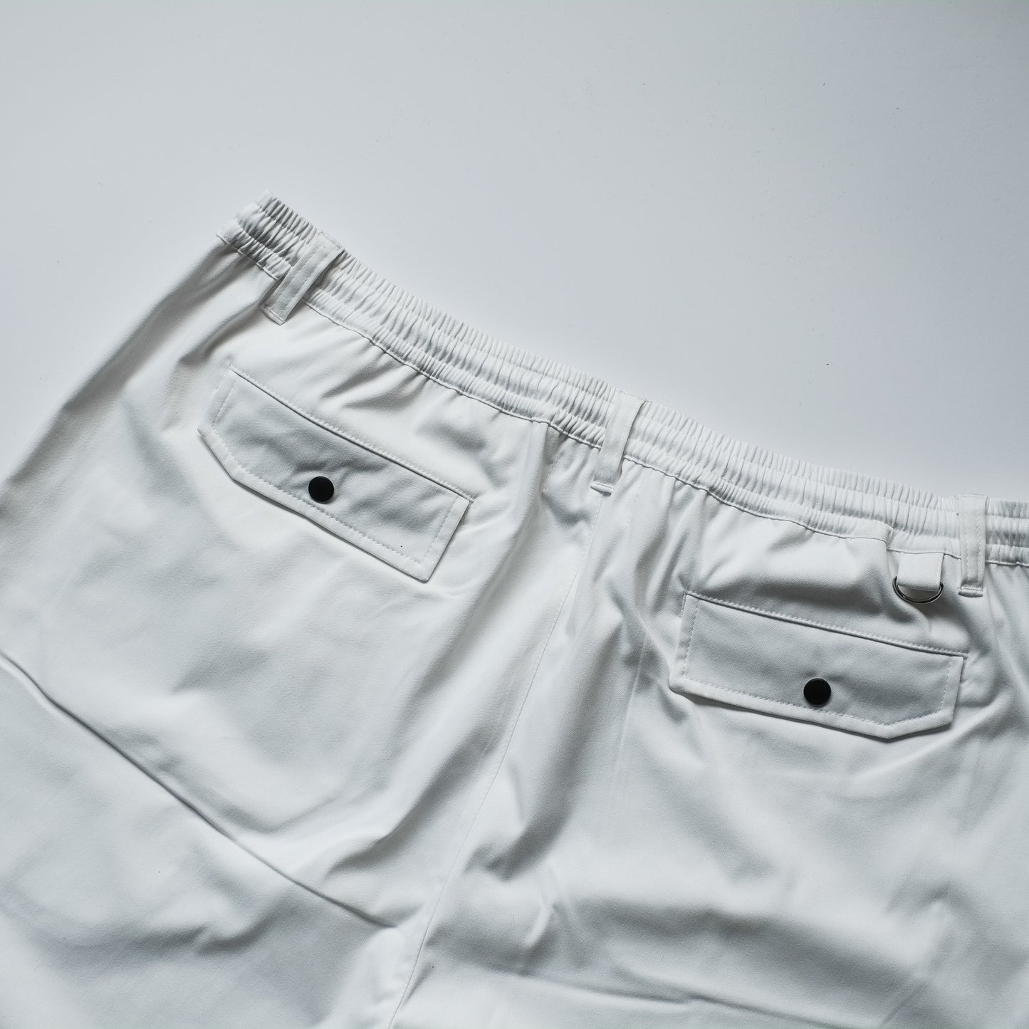 SHORT PANT - WHITE