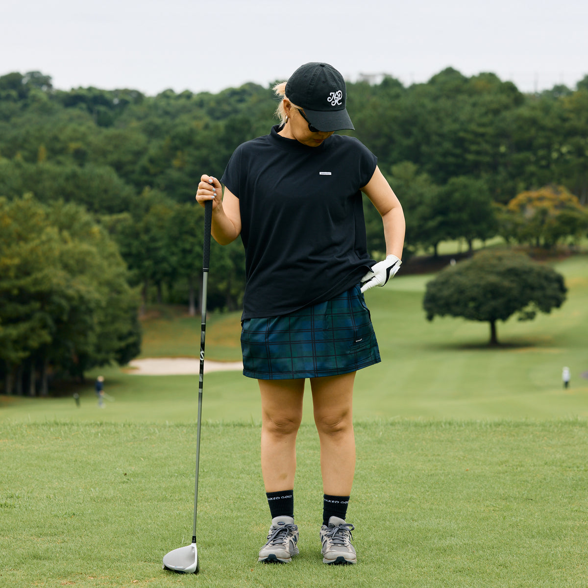 NAKED GOLF® / NAAFY® SLEEVELESS MOCKNECK