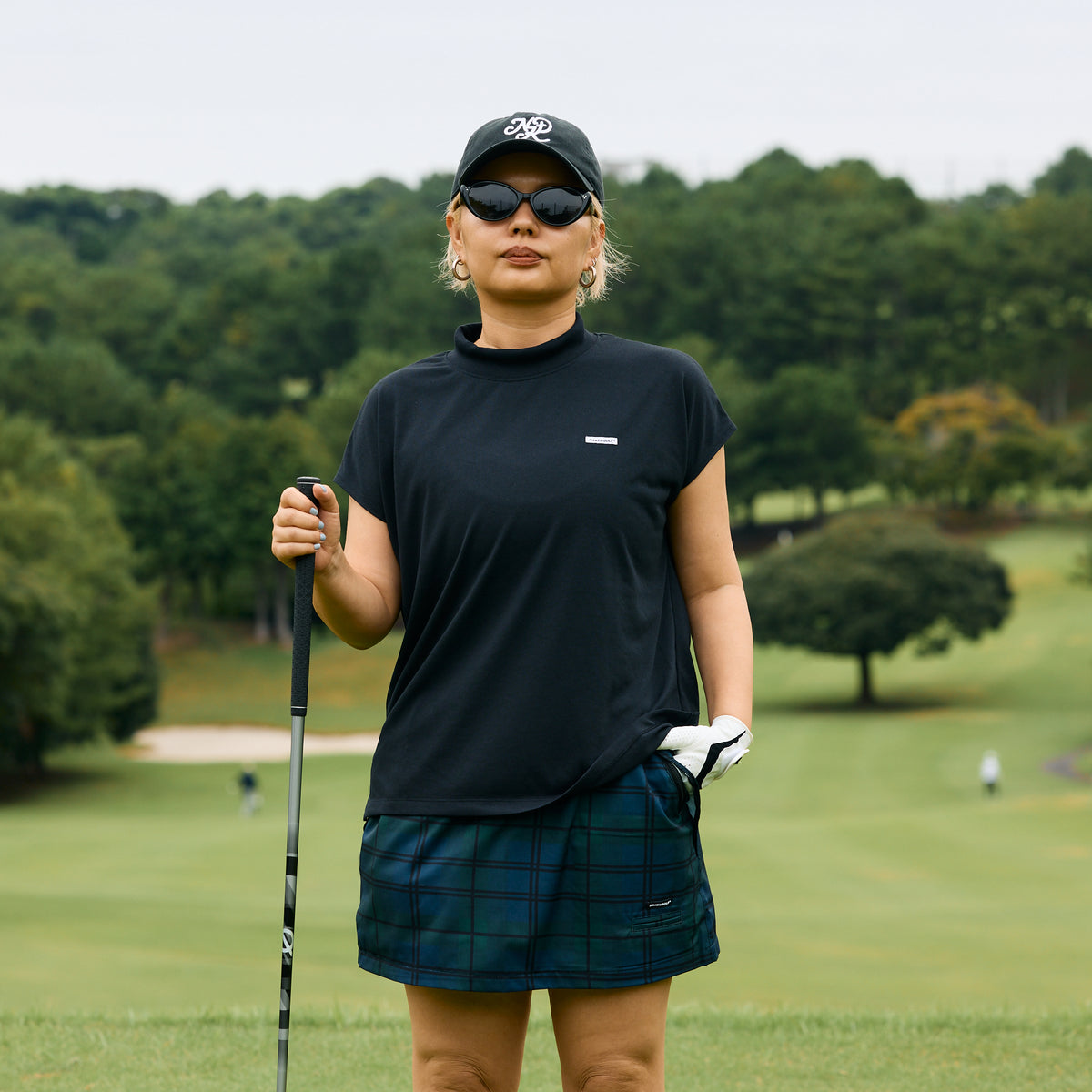 NAKED GOLF® / NAAFY® SLEEVELESS MOCKNECK